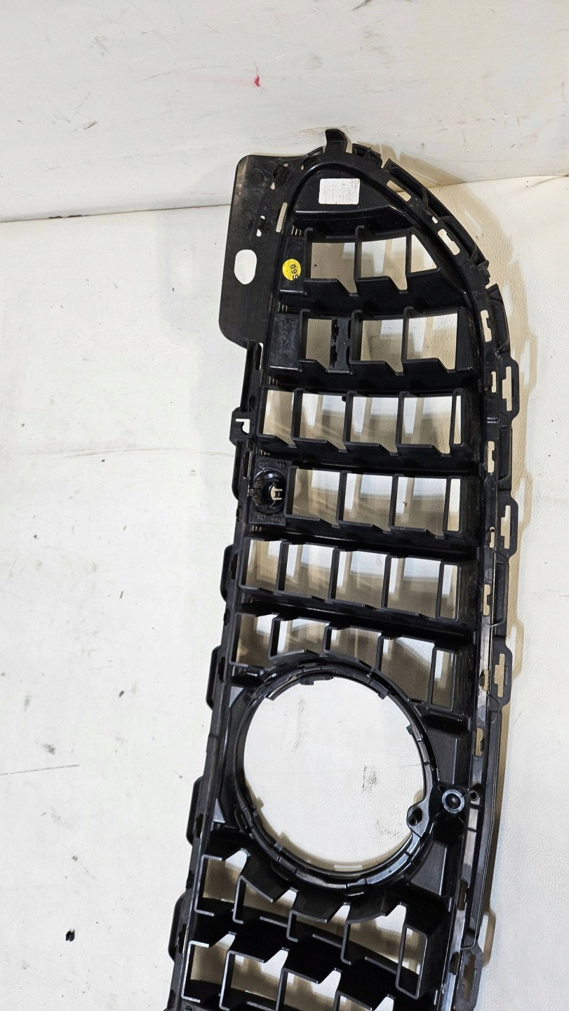 Mercedes-Benz C-Klasse W206 Kühlergrill FRONTGRILL Kühlergitter A2068883300 - Thumbnail 9