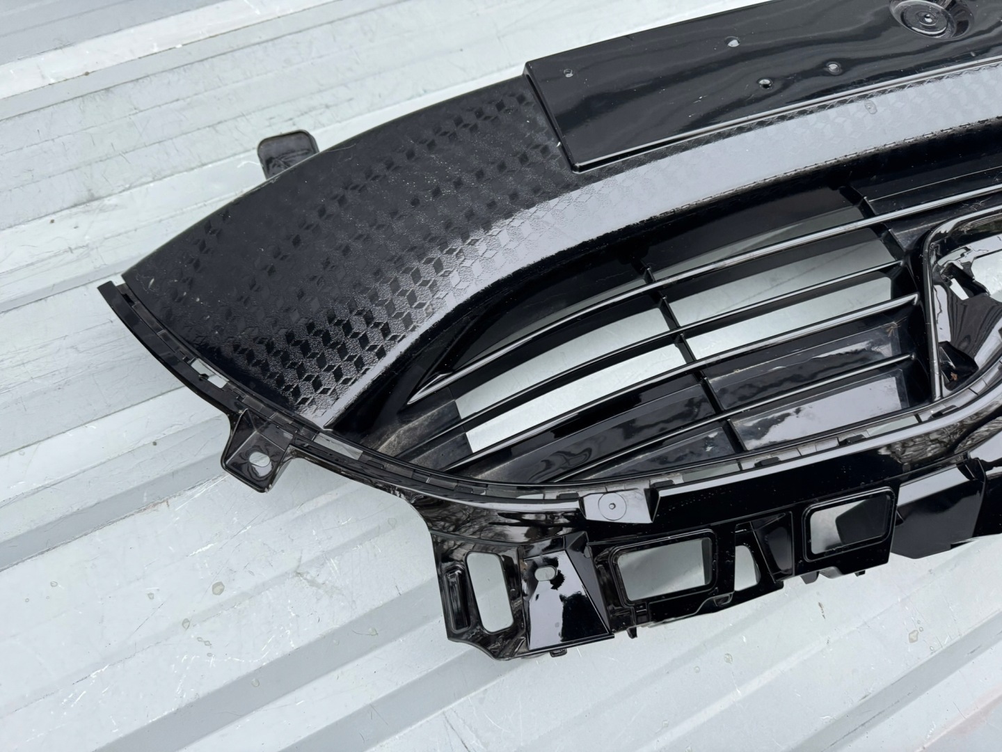 Toyota Yaris I P1 Kühlergrill FRONTGRILL Kühlergitter - Thumbnail 8