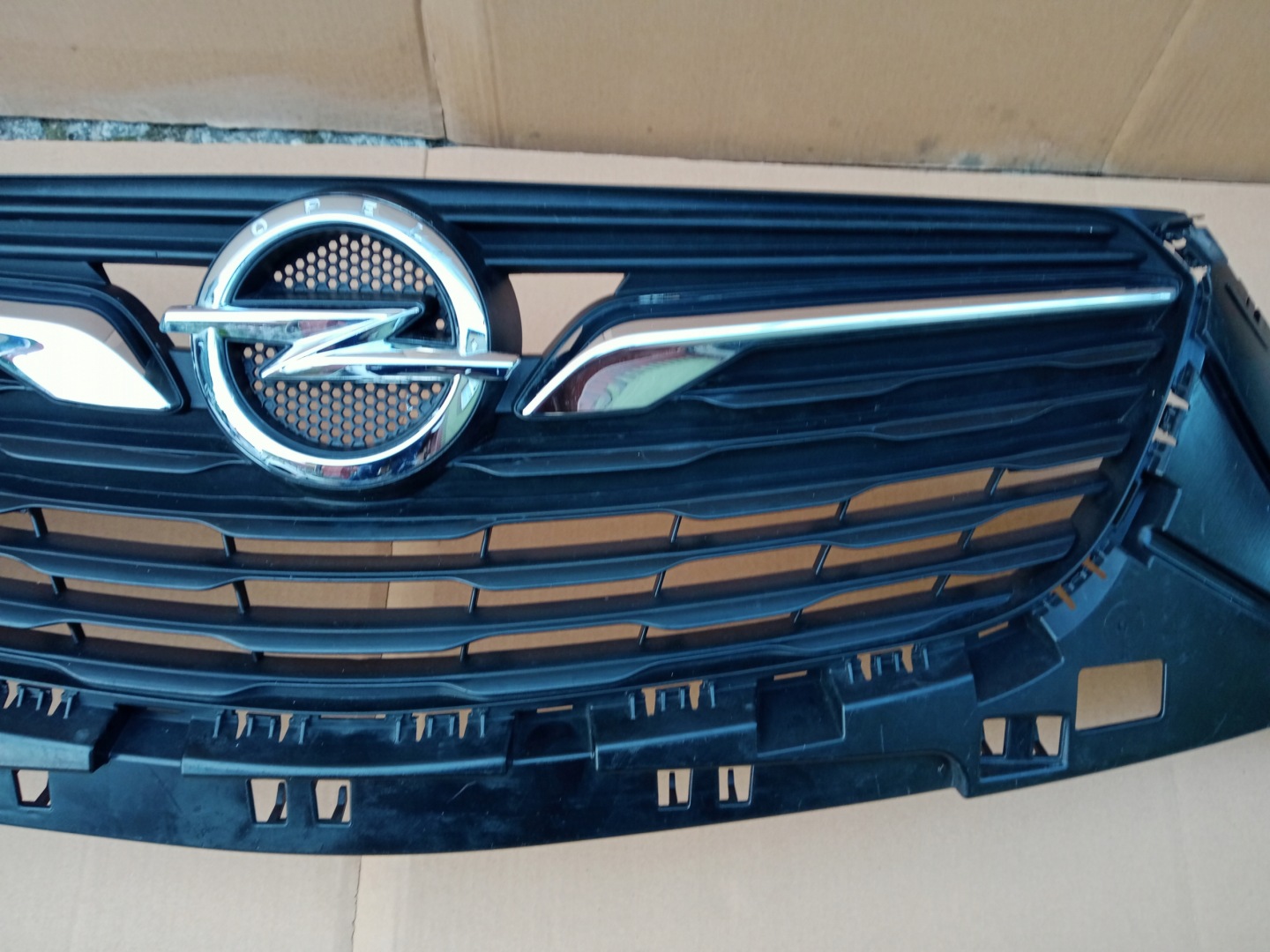 Opel Crossland Kühlergrill FRONTGRILL Kühlergitter - Thumbnail 4
