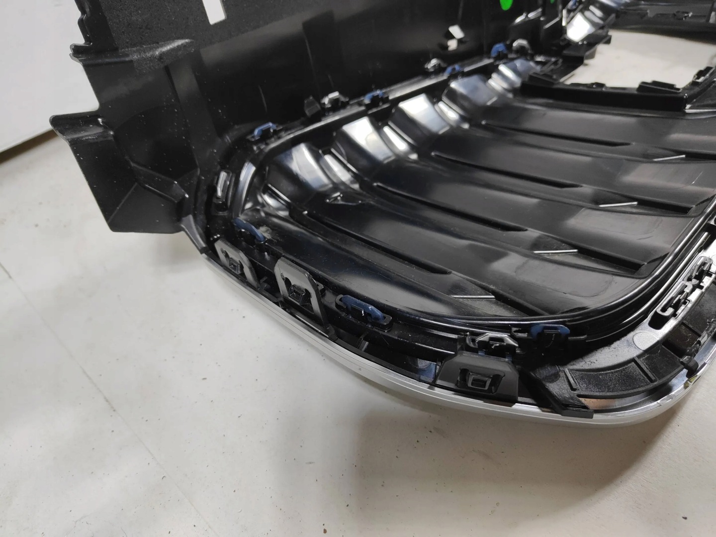 BMW iX1 U11 Kühlergrill FRONTGRILL Kühlergitter 9880307 - Thumbnail 12