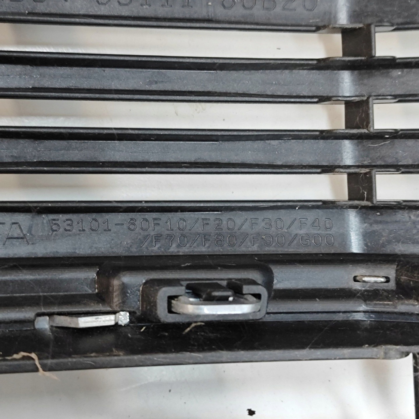 Toyota Land Cruiser J8/J10/J20 J8 Kühlergrill FRONTGRILL Kühlergitter 5311160B20 - Thumbnail 8