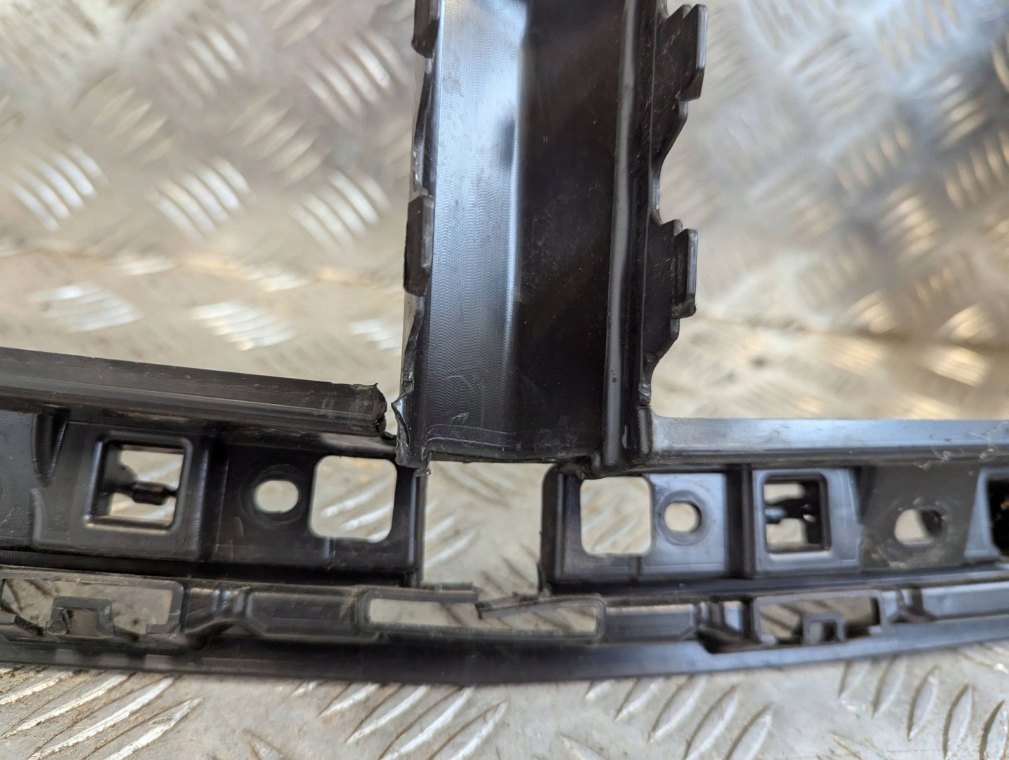 Mazda CX-60 Kühlergrill FRONTGRILL Kühlergitter KBB350712P - Thumbnail 10