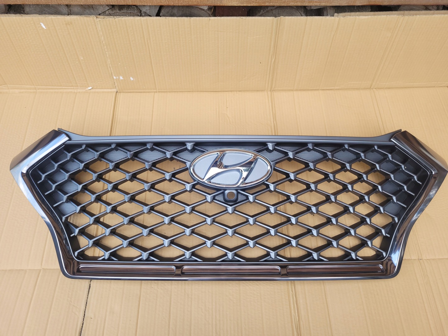 Hyundai Tucson NX4E Kühlergrill FRONTGRILL Kühlergitter - Thumbnail 1