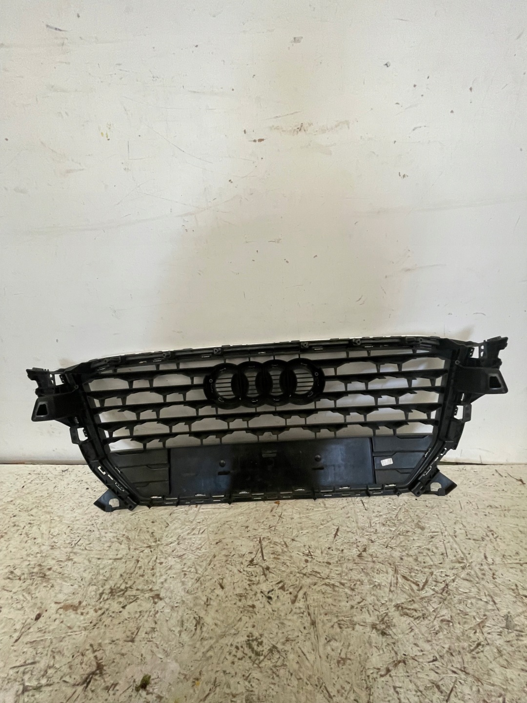 Audi Q2 Kühlergrill FRONTGRILL Kühlergitter 81A853651H0 - Thumbnail 7