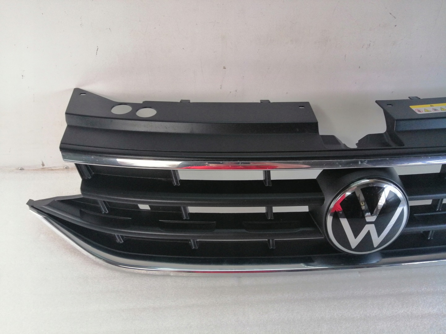 VW Tiguan Kühlergrill FRONTGRILL Kühlergitter 5NA853659 - Thumbnail 6