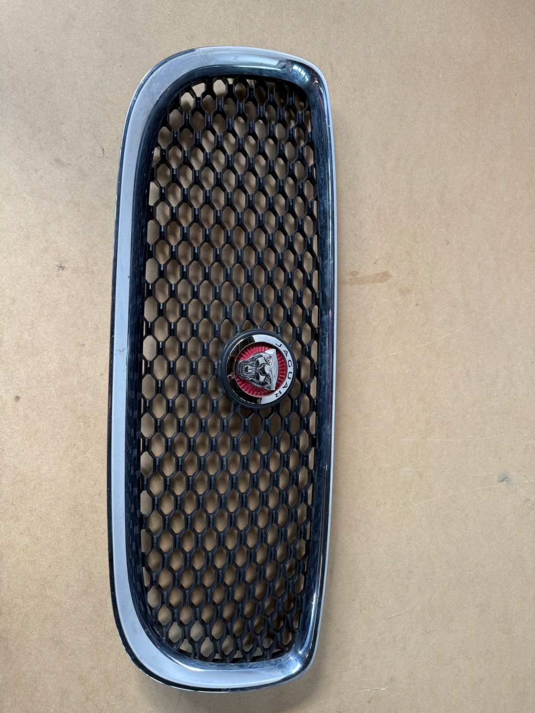 Jaguar XE X760 Kühlergrill FRONTGRILL Kühlergitter X7M018K28AA - Thumbnail 8