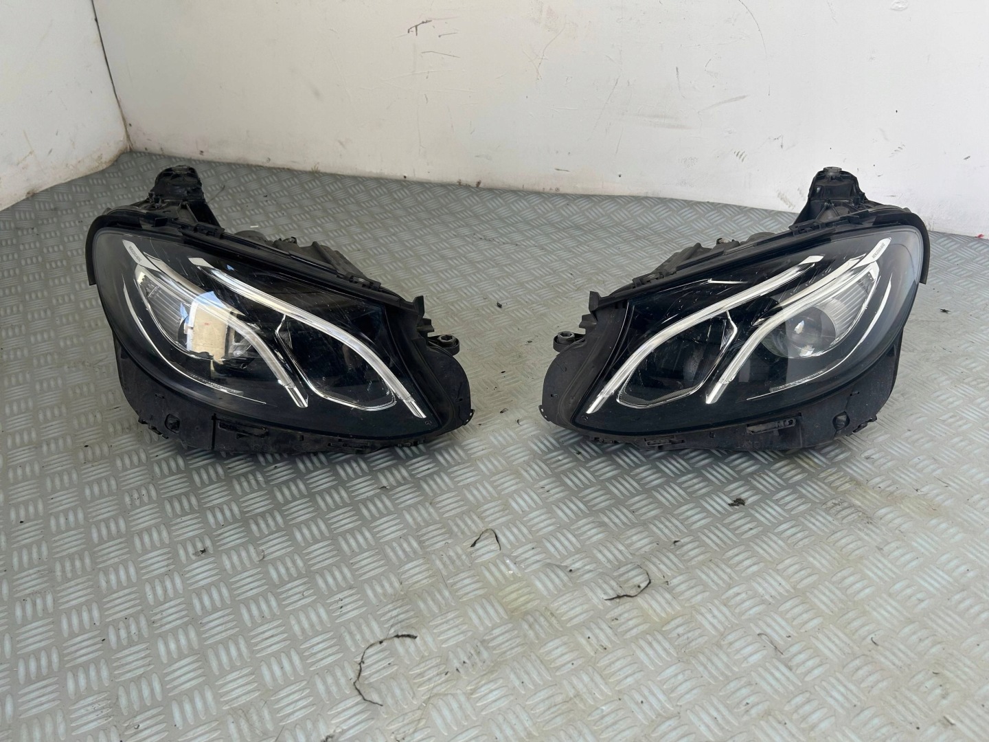 Frontscheinwerfer Mercedes-Benz E-Klasse W213 A2139063904 High Performance LED Links Headlight - Thumbnail 1