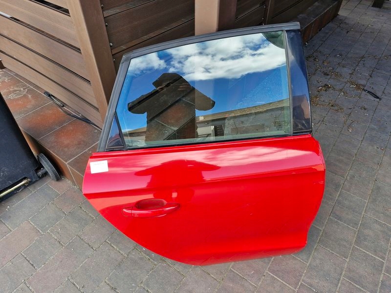 Audi A1 8X Tür Hinten Rechts Door Porta Porte - Thumbnail 1