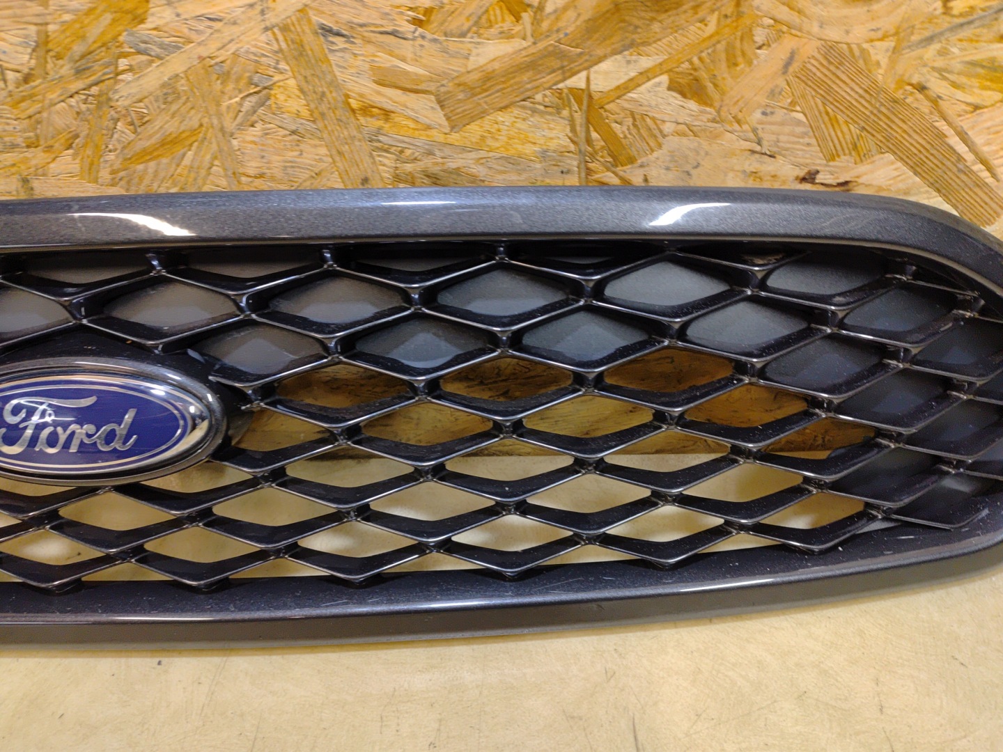Ford Ka III KAF Mk3 Kühlergrill FRONTGRILL Kühlergitter - Thumbnail 3