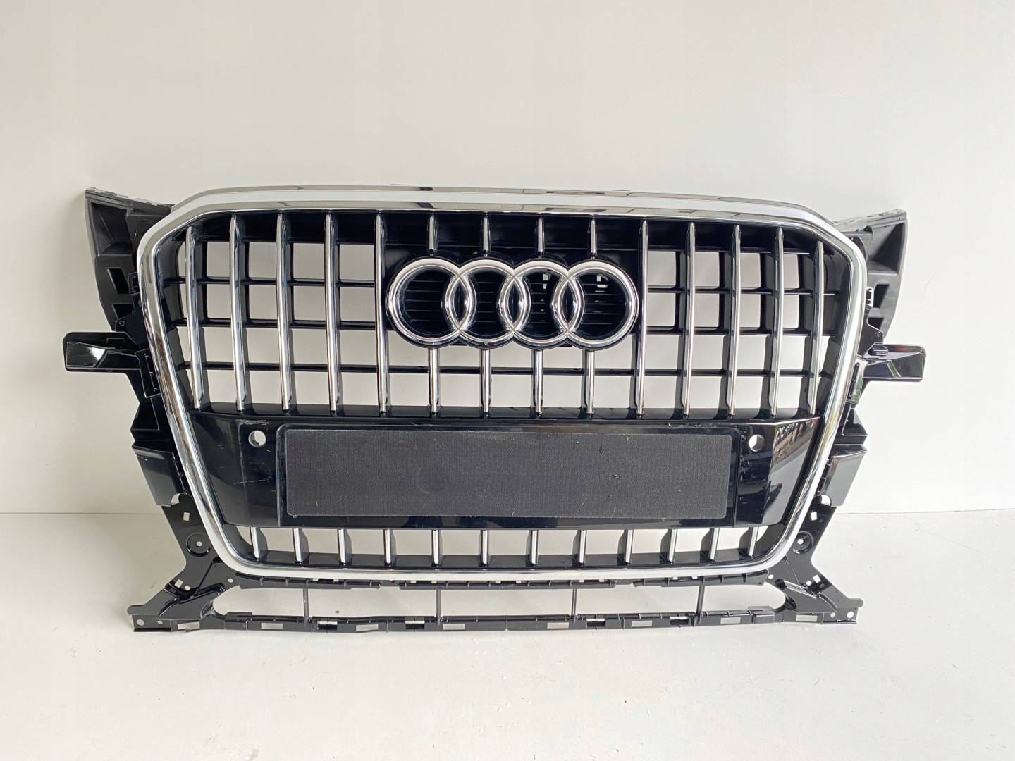 Audi Q5 Kühlergrill FRONTGRILL Kühlergitter 8R0853651AB - Thumbnail 1