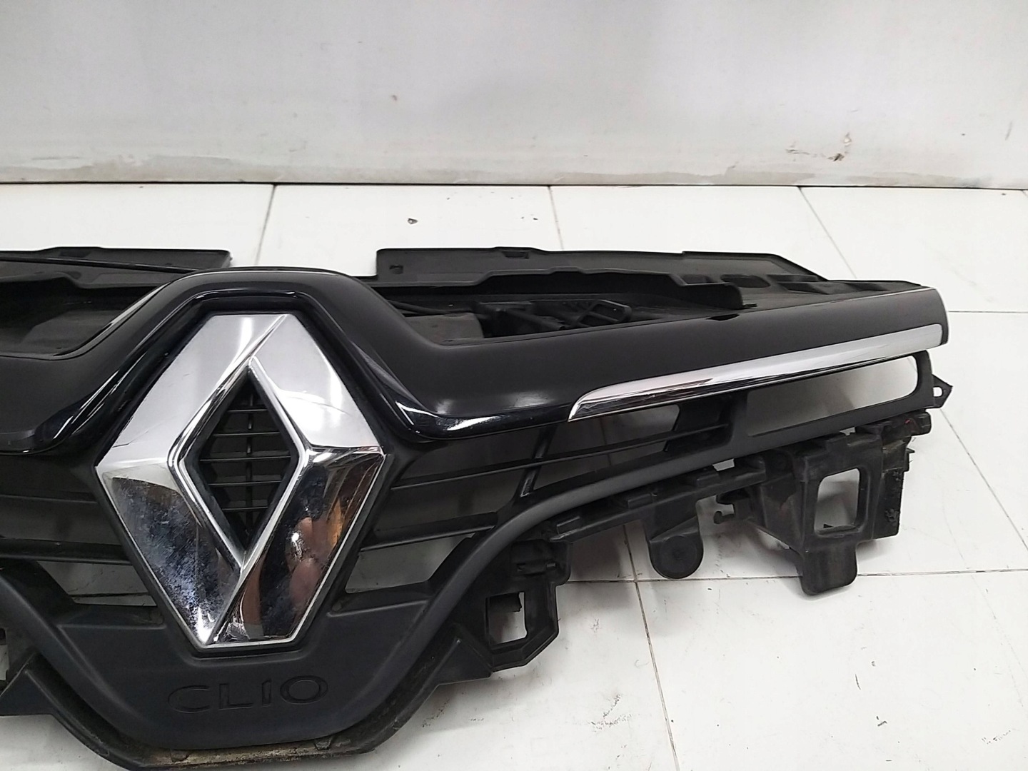 Renault Clio R Kühlergrill FRONTGRILL Kühlergitter 628101467R - Thumbnail 4