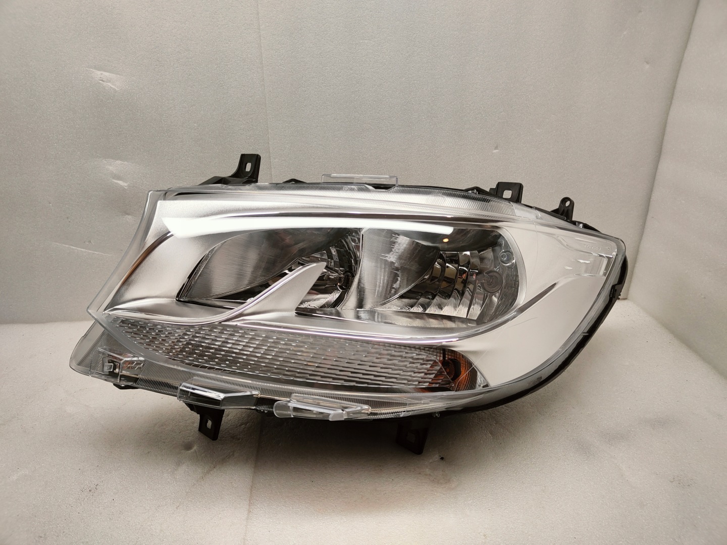 Frontscheinwerfer Mercedes-Benz Sprinter W910 A9109060000 LED Links Headlight - Thumbnail 1