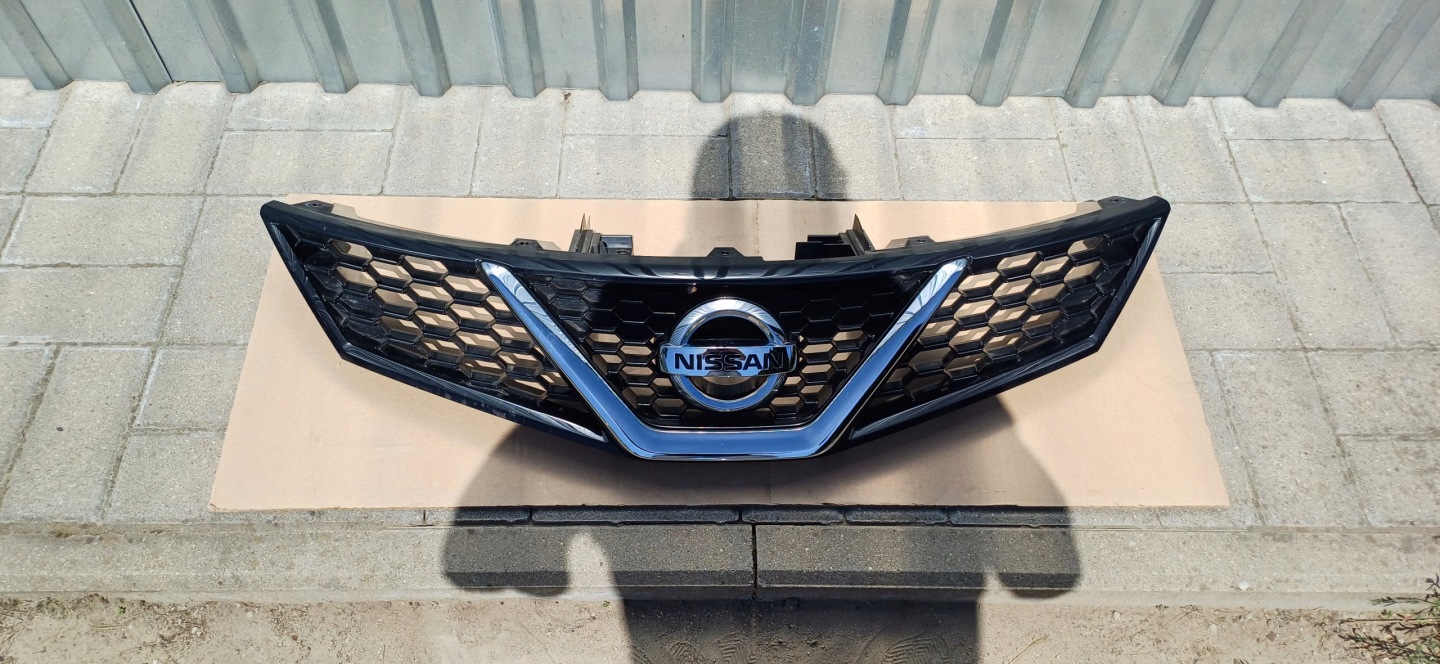 Nissan Pulsar C13 Kühlergrill FRONTGRILL Kühlergitter 623103ZL0A - Thumbnail 1
