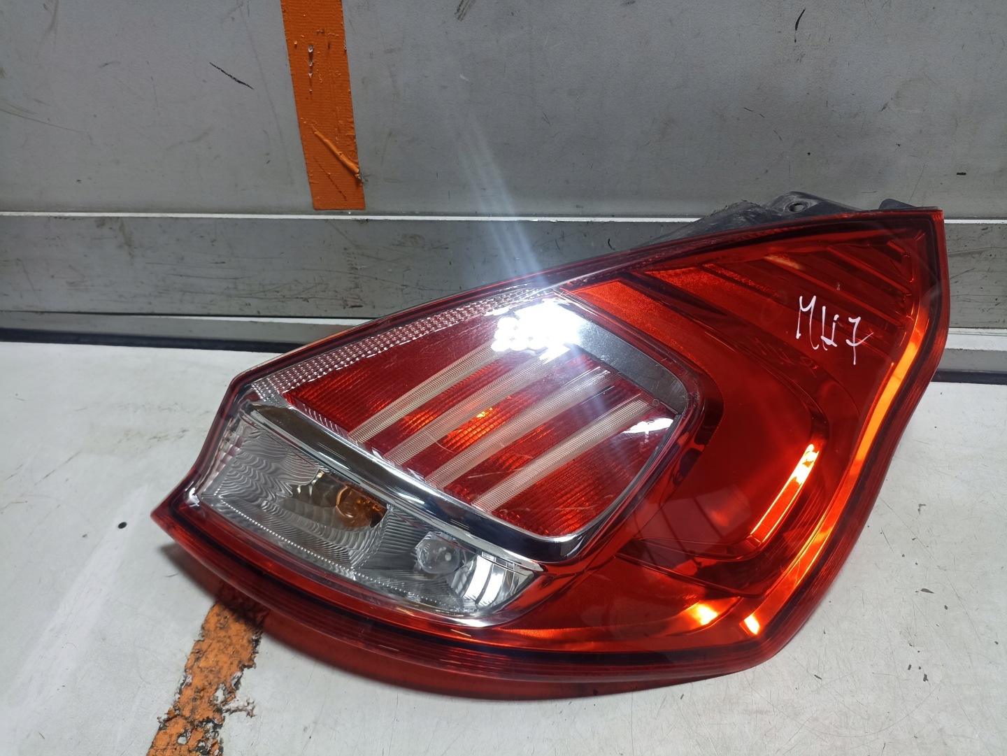 Ford Fiesta VII Mk7 Rückleuchte Rearlamp - Thumbnail 1