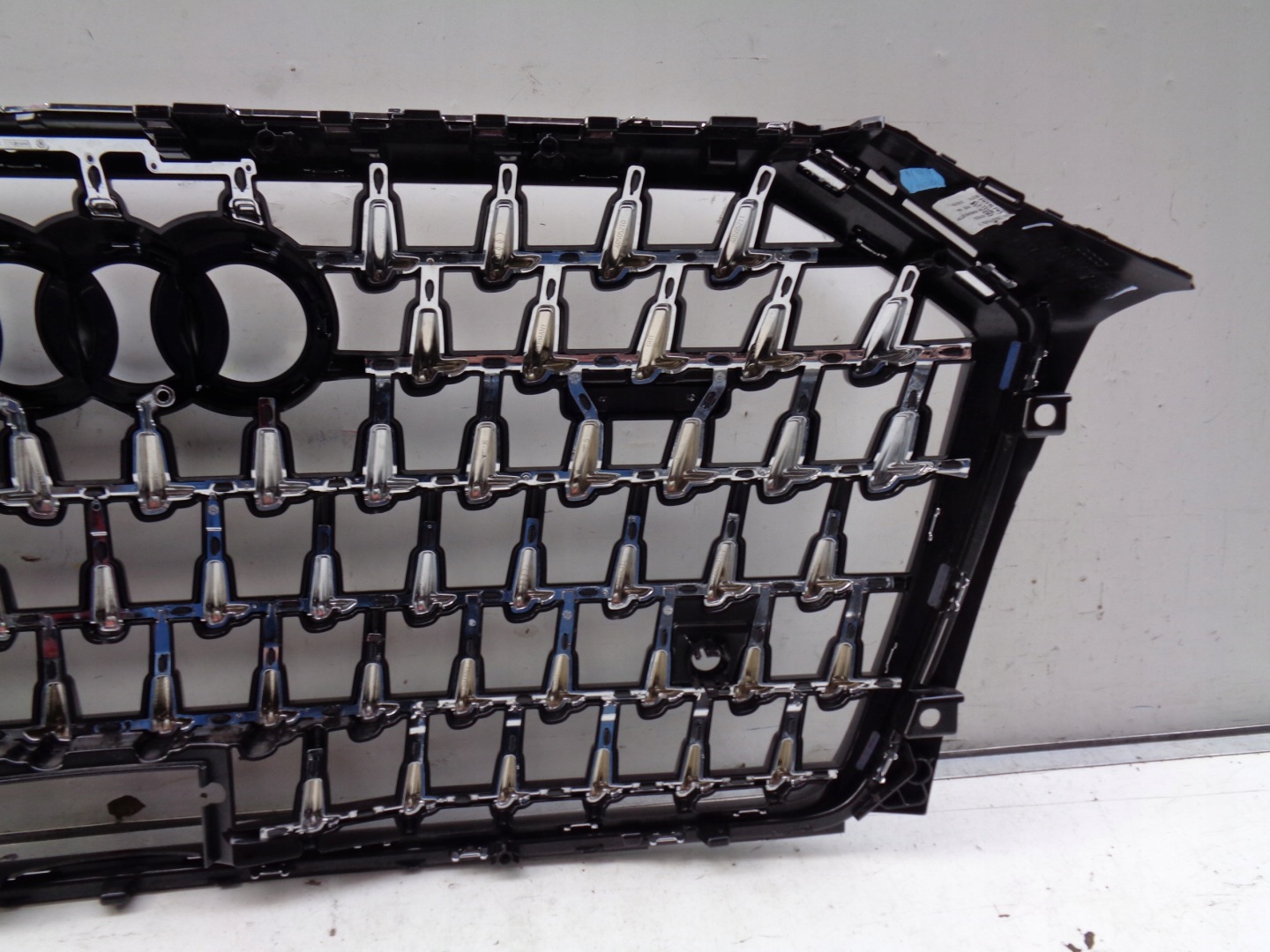 Audi A8 Kühlergrill FRONTGRILL Kühlergitter 4N0853651AA - Thumbnail 7