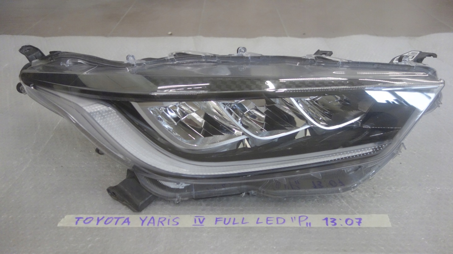 Frontscheinwerfer Toyota Yaris I P1 LED Rechts Scheinwerfer Headlight - Thumbnail 1