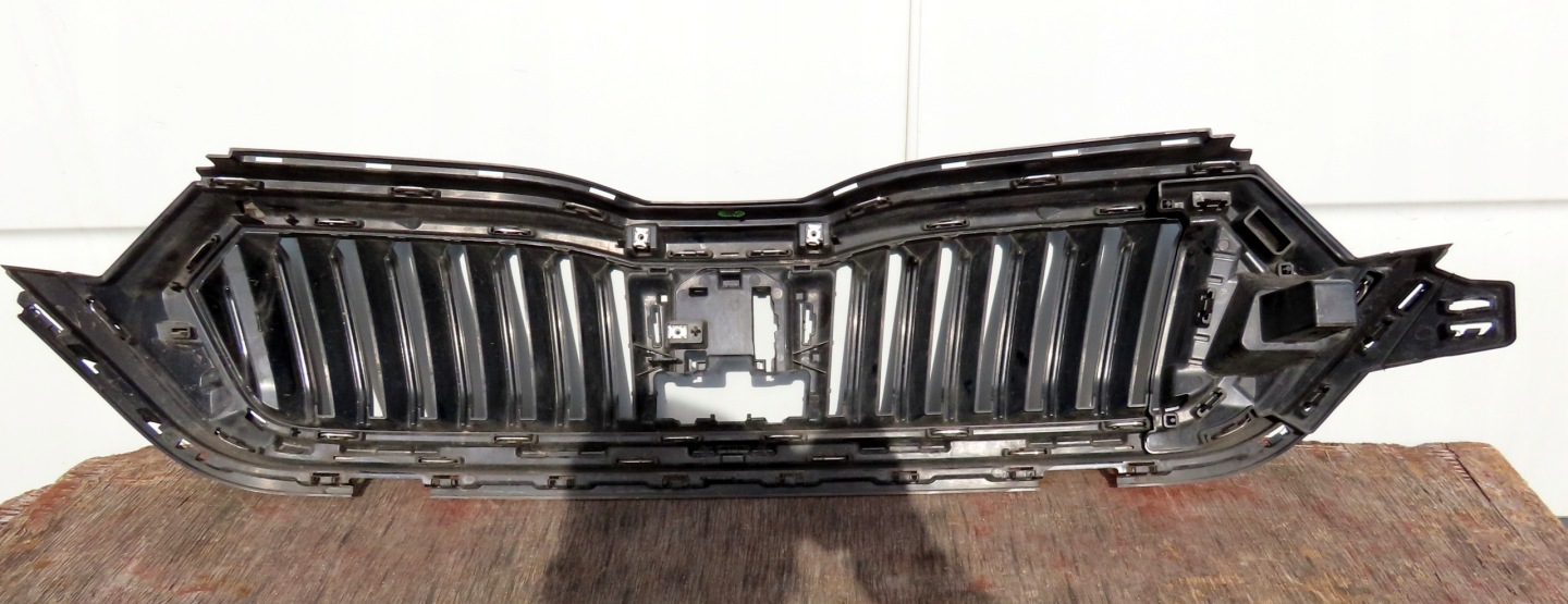 Skoda Octavia 1U Kühlergrill FRONTGRILL Kühlergitter - Thumbnail 2