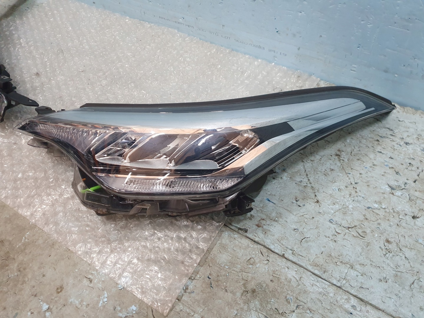 Frontscheinwerfer Toyota C-HR X20 81150F41800 LED Links Scheinwerfer Headlight - Thumbnail 3
