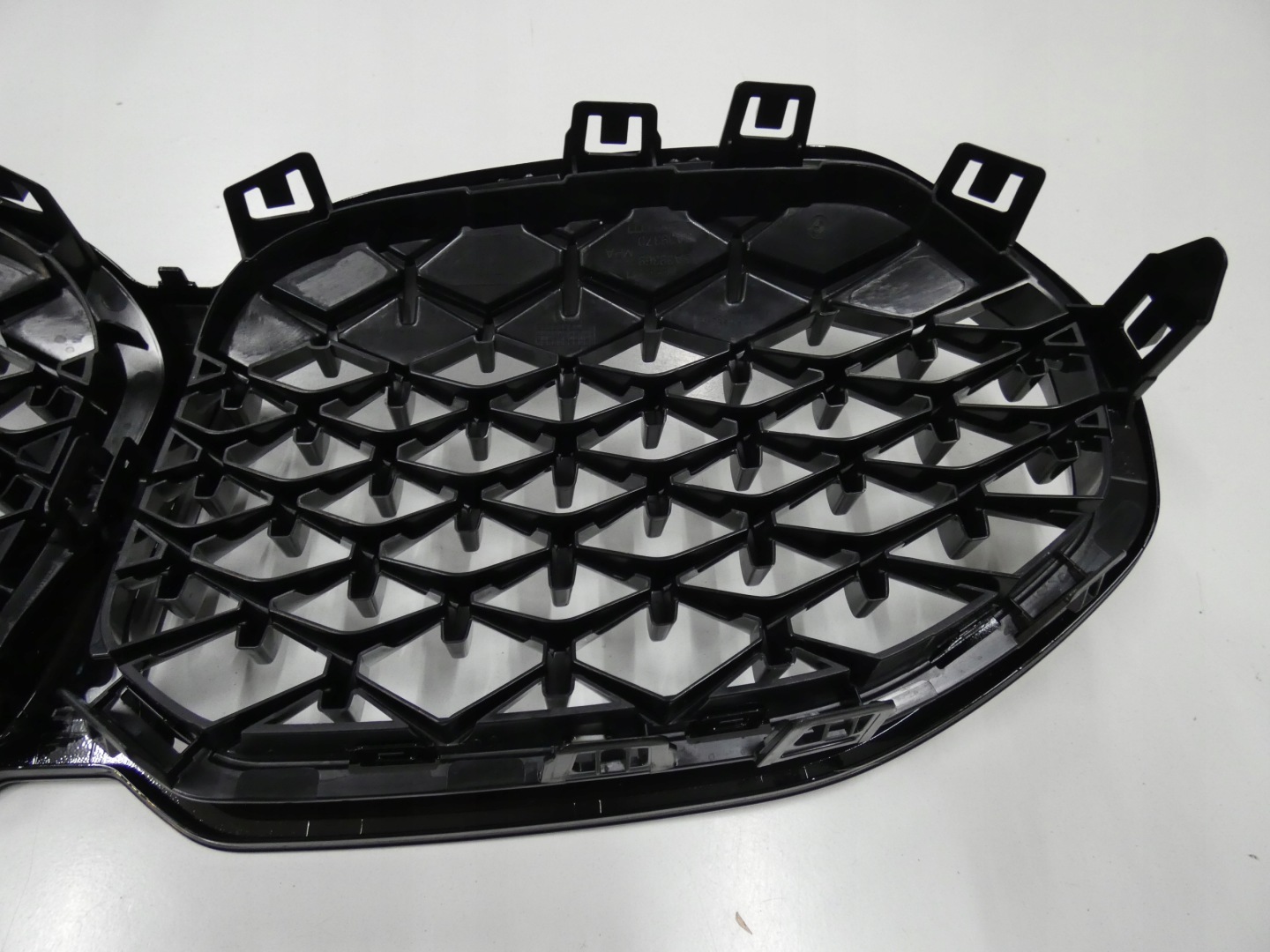 BMW 1 F40 Kühlergrill FRONTGRILL Kühlergitter 1372581 - Thumbnail 5