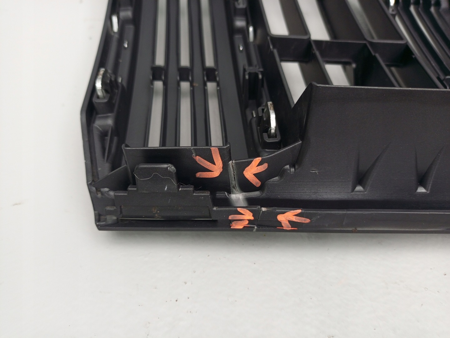 Toyota Land Cruiser J8/J10/J20 J8 Kühlergrill FRONTGRILL 5311160B20T - Thumbnail 7