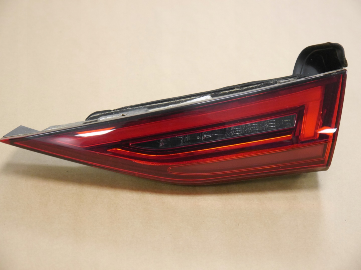 Audi A3 8Y Rückleuchte 8Y0945308 Rearlamp - Thumbnail 1
