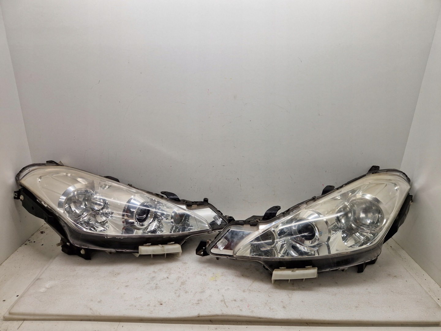 Frontscheinwerfer Peugeot 4007 Xenon Links Scheinwerfer Headlight - Thumbnail 1
