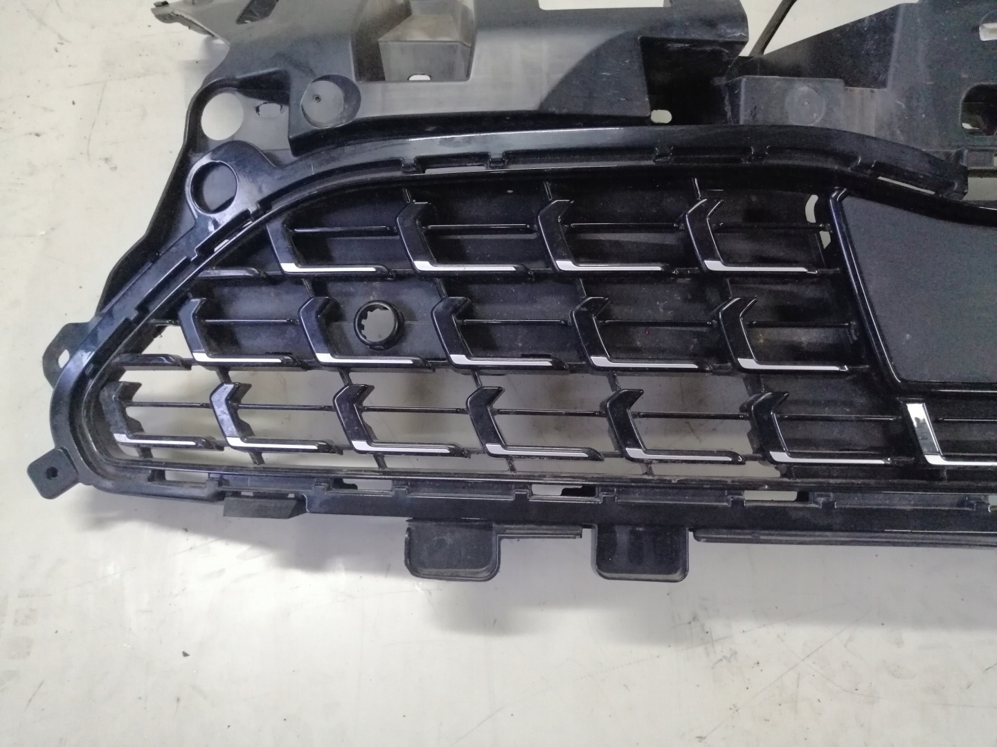 Toyota Yaris Cross XPB1F Kühlergrill FRONTGRILL Kühlergitter 531110DB205 - Thumbnail 4