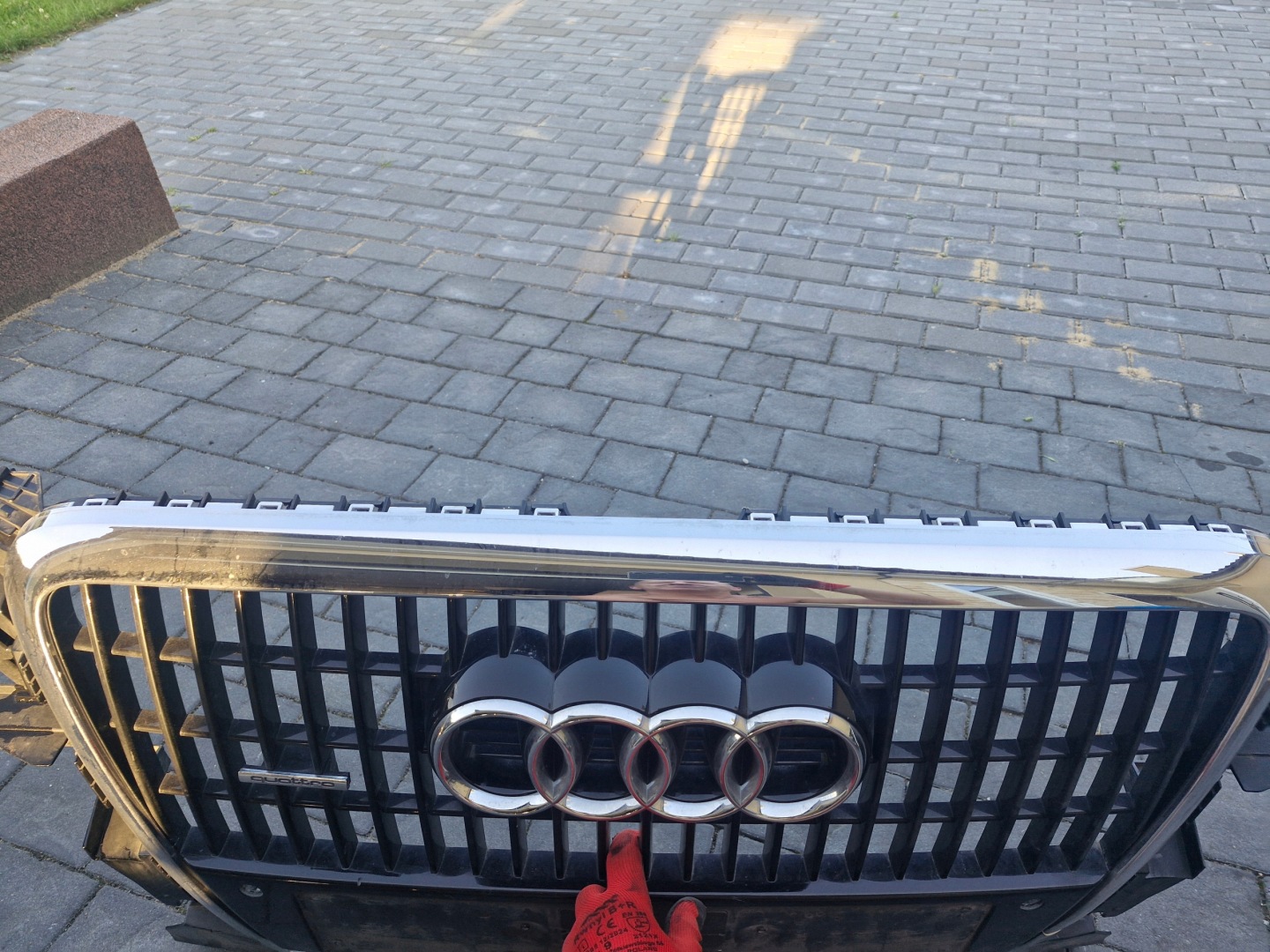 Audi Q5 Kühlergrill FRONTGRILL Kühlergitter 8R0853658 - Thumbnail 5