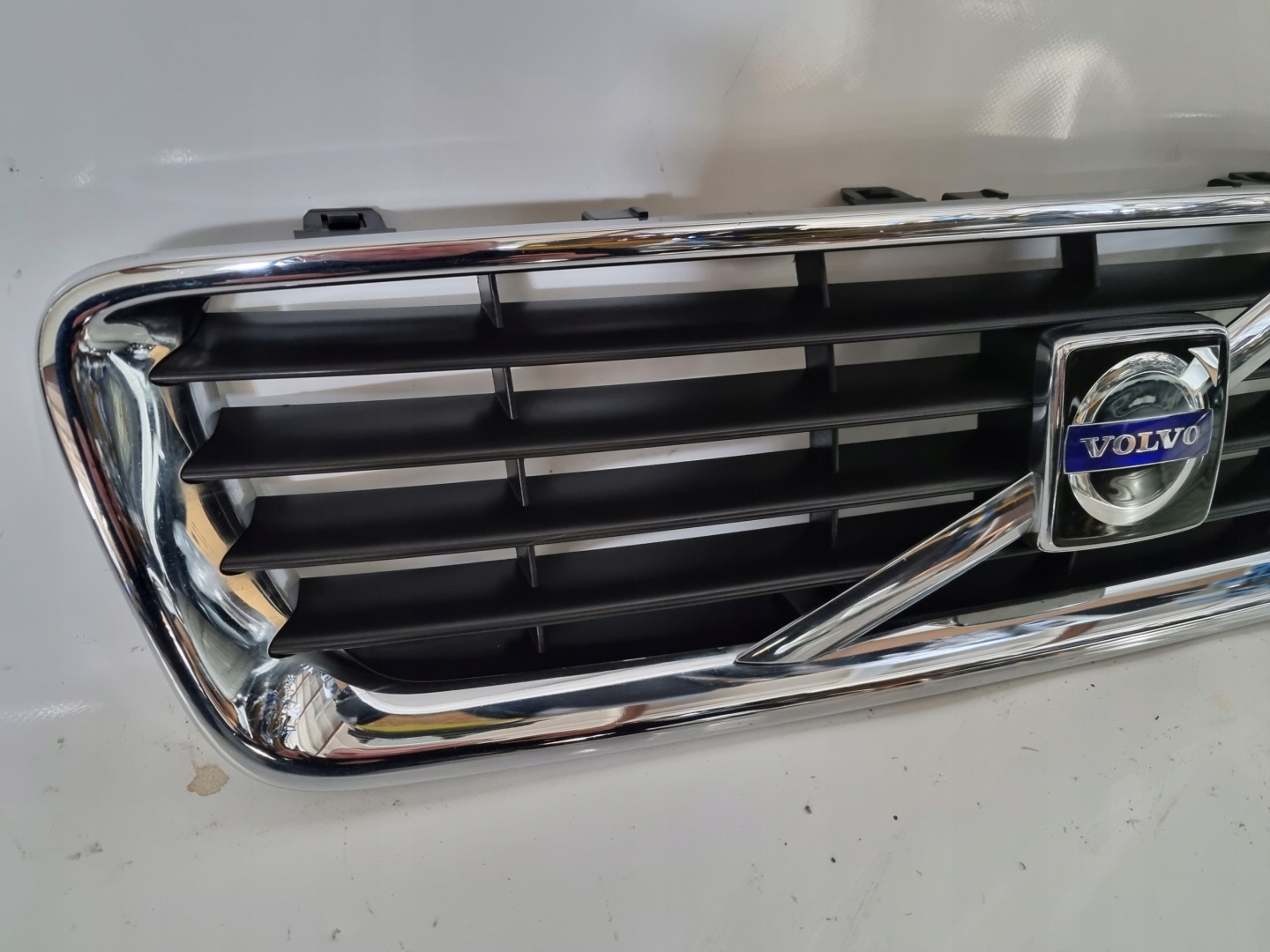 Volvo C30 Kühlergrill FRONTGRILL Kühlergitter 30657194 - Thumbnail 4