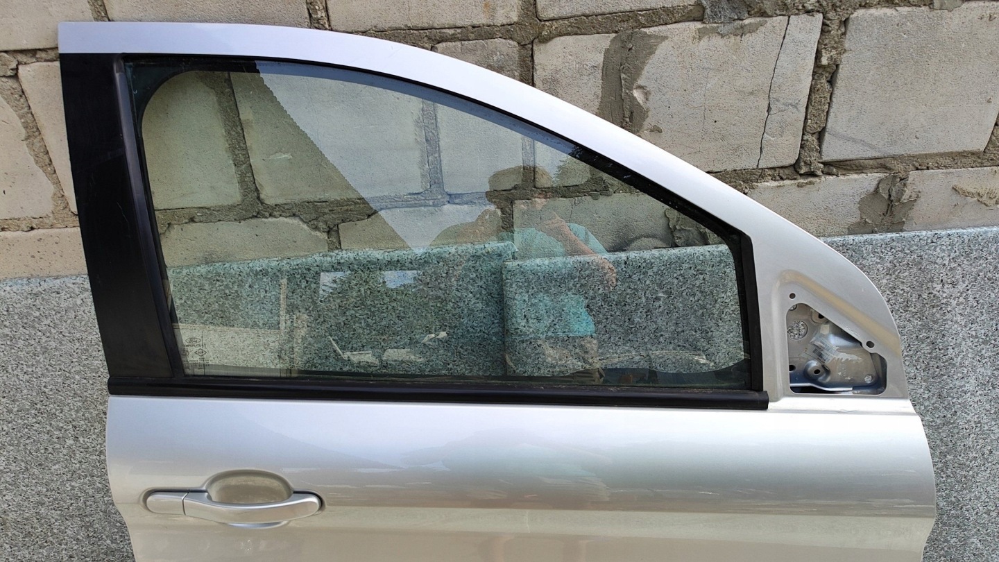 Ford Ka III KAF Mk3 Tür Vorne Rechts Door Porta Porte - Thumbnail 2