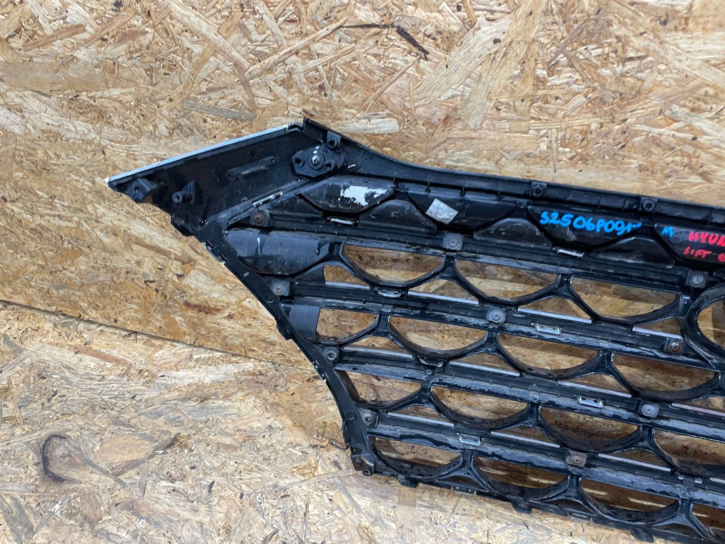 Hyundai Tucson TL Kühlergrill FRONTGRILL Kühlergitter 86351D7610 - Thumbnail 8