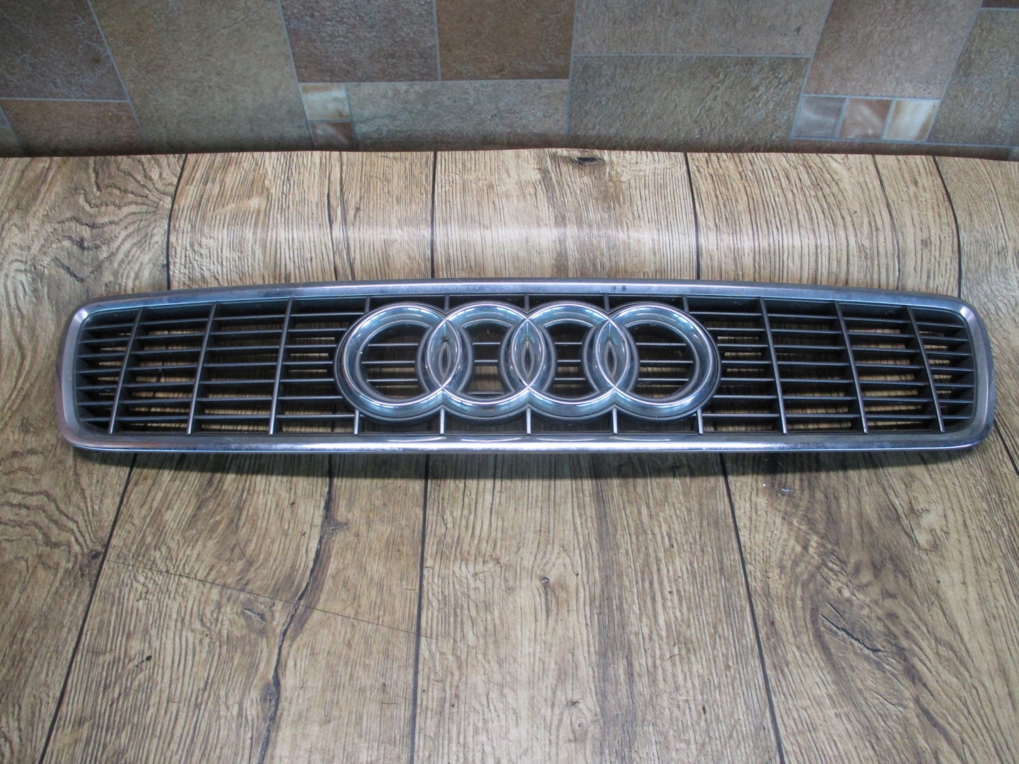Audi A4 8D3 Kühlergrill FRONTGRILL Kühlergitter 8D3853651AA - Thumbnail 1