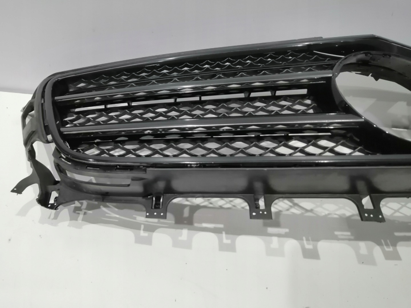 Mercedes-Benz CLS W218 Kühlergrill FRONTGRILL Kühlergitter A2188850023 - Thumbnail 8