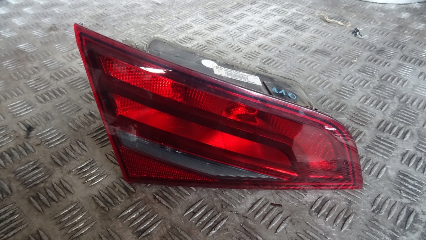 Audi A3 8V Rückleuchte 8V4945093 Rearlamp - Thumbnail 1