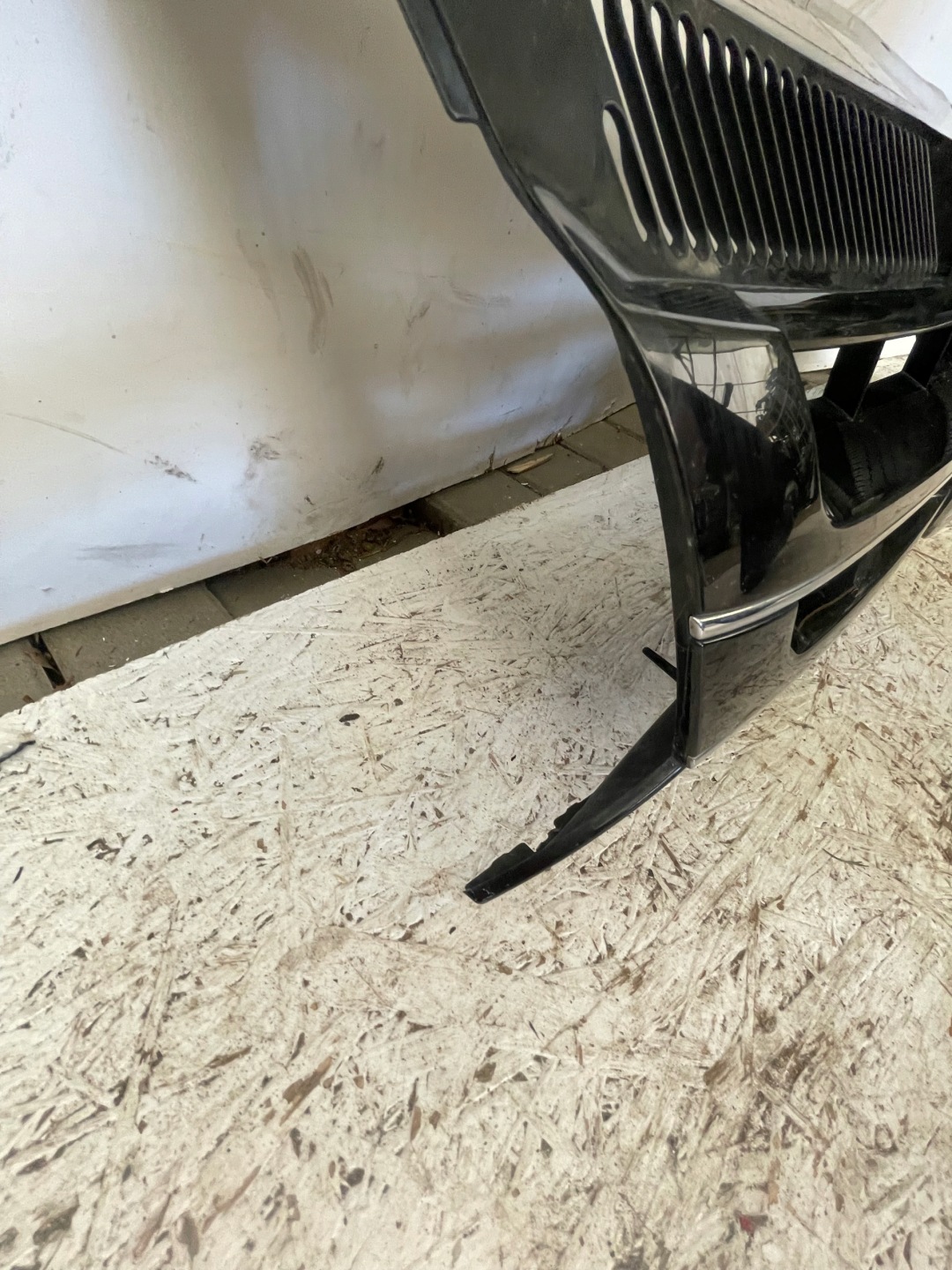 VW Transporter T5 Kühlergrill FRONTGRILL Kühlergitter 7E5853651AF - Thumbnail 8