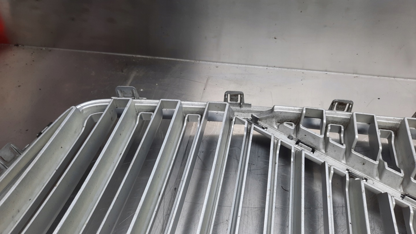 Volvo XC90 Kühlergrill FRONTGRILL Kühlergitter 31425095 - Thumbnail 12