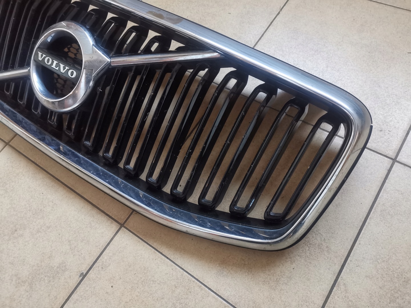 Volvo XC60 Kühlergrill FRONTGRILL Kühlergitter 31425535 - Thumbnail 4