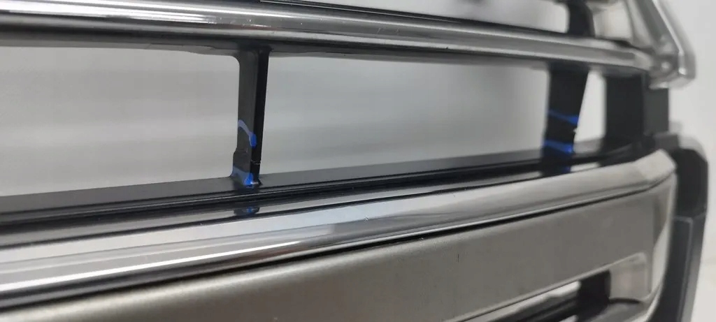 Toyota Land Cruiser J8/J10/J20 J20 Kühlergrill FRONTGRILL 5310160D20 - Thumbnail 2