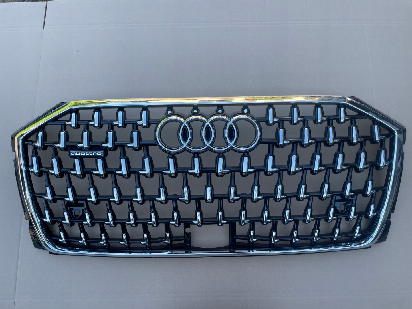 Audi A8 Kühlergrill FRONTGRILL Kühlergitter 4N0853651 - Thumbnail 1
