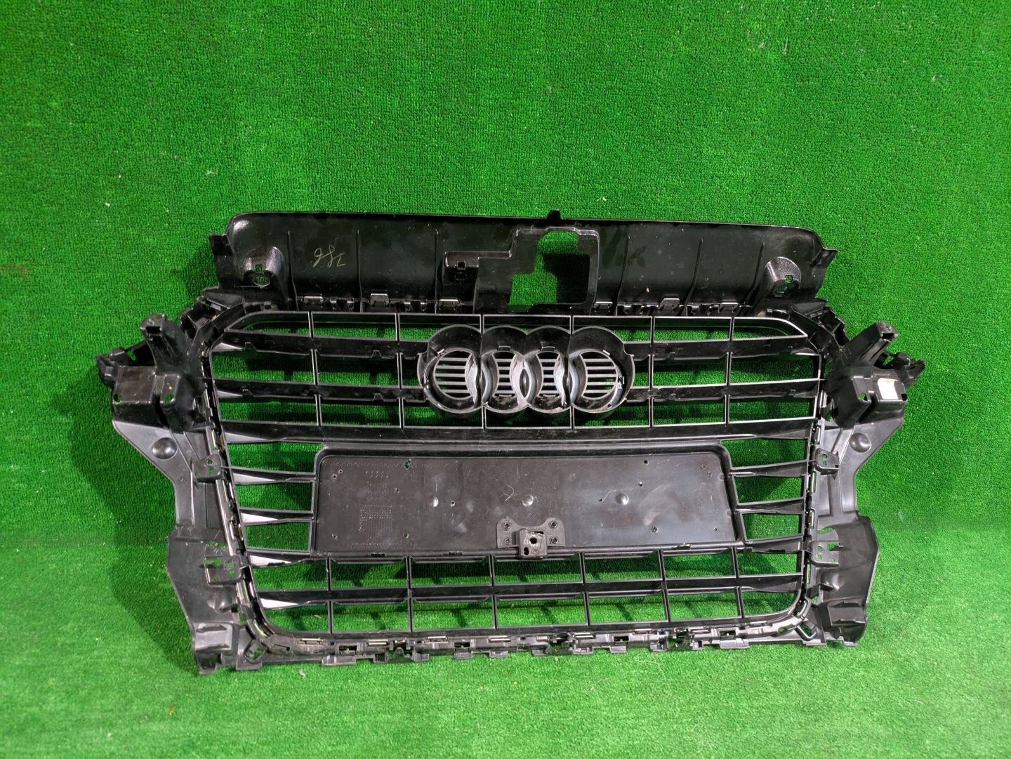 Audi A3 8V Kühlergrill FRONTGRILL Kühlergitter 8V3853651 - Thumbnail 5