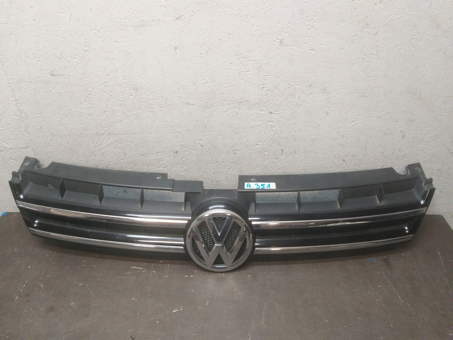 VW Touareg I Kühlergrill FRONTGRILL Kühlergitter 7P6853651A - Thumbnail 1