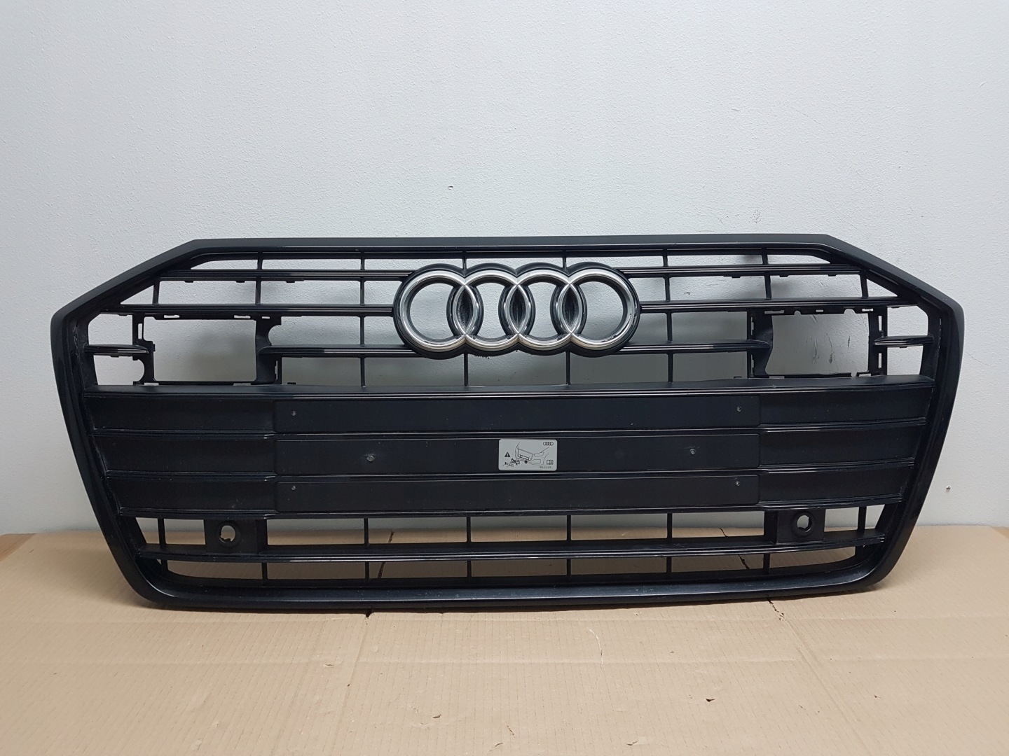 Audi A6 Kühlergrill FRONTGRILL Kühlergitter K4K853651 - Thumbnail 1