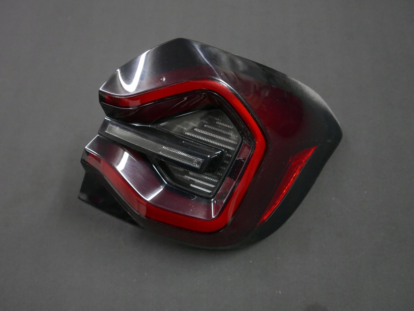 BMW X3 F97 Rückleuchte 9463048 Rearlamp - Thumbnail 1