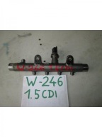 RAMPE INJECTION MERCEDES B-KLASA 246 175218188R