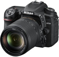 NIKON D7500 + AF-S DX 18-140 mm f/3,5-5,6 G ED VR
