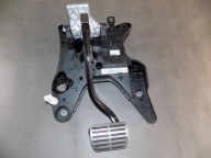 TOUAREG 7P PEDAL kočnice 7P0723117B