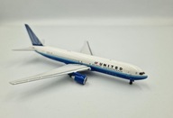 Model lietadla Boeing 767-300 UNITED 1:500 Infl