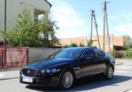 Jaguar XE 2.0D_z Gwarancją_Model_2017r