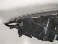 light front reflektor right TOYOTA YARIS 4 IV 20- FULL LED
