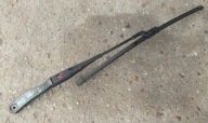 VOLVO V50 2.4 D 06R wiper arm left front 30699997